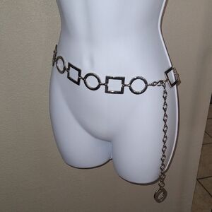 Aeropostale Silver Geometric Link Waist Chain Belt